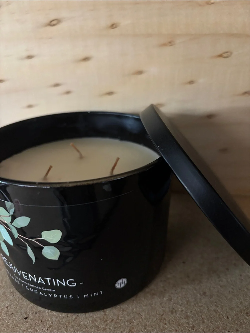 Huntington Home, Rejuvenating Soy Blend Scented Candle - Black with Green Leaf